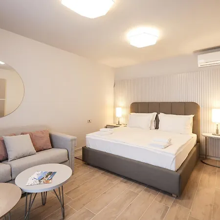 Arsenal Lofts Appartement *