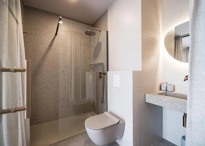 Arsenal Lofts * Ζαντάρ