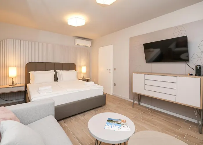 Апартаменты Arsenal Lofts *
