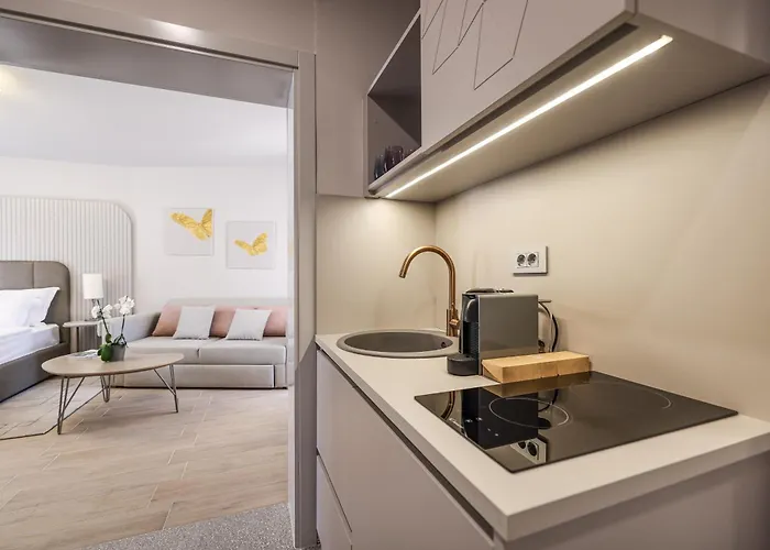 Апартаменты Arsenal Lofts *